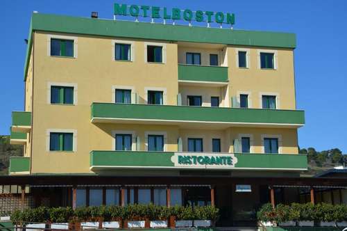 www.motelbostonsilvi.it