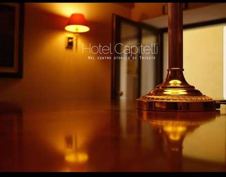 www.hotel-capitelli.it