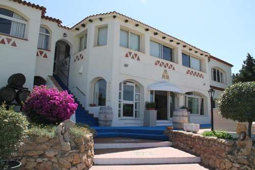 www.hoteltrebotti.it
