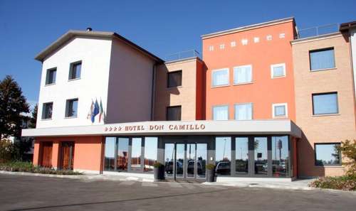 www.hoteldoncamillo.it