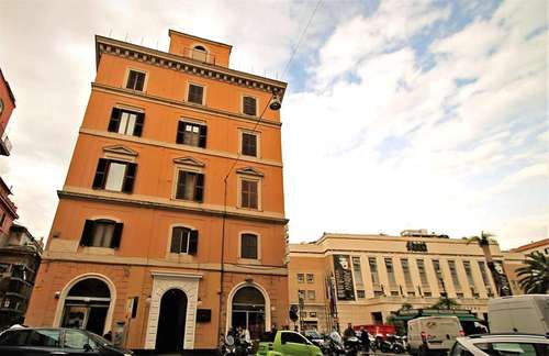 www.hotelirico.com