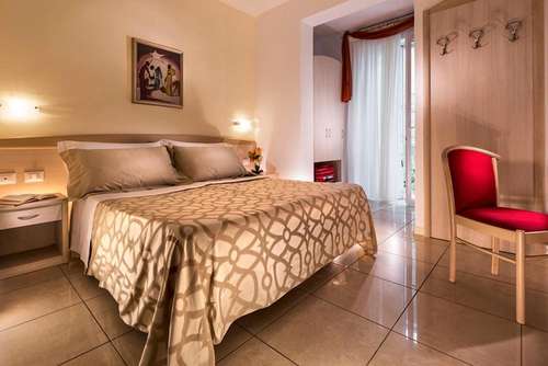 www.saporihotels.it