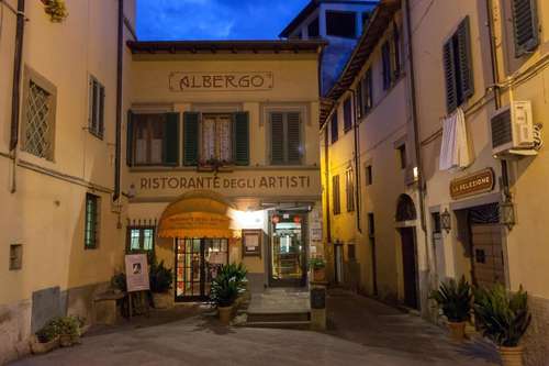 www.locandartisti.it