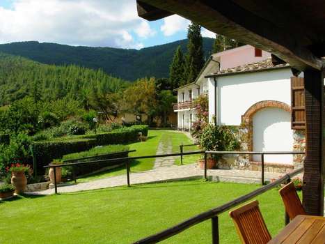 www.hotelilcaminetto.it