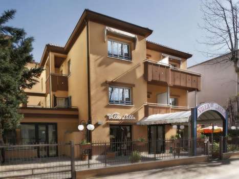 www.villalalla.com