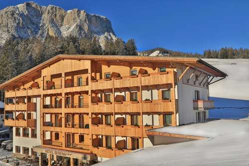 www.hotel-serena.com