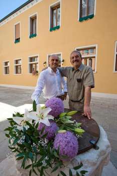 www.hotelalmalcanton.com