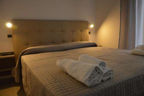 www.santelenahotel.it