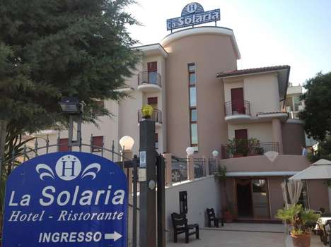 www.lasolaria.eu