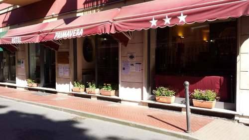 www.primaverahotel.com
