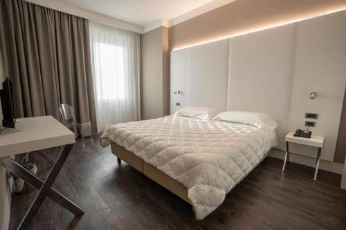 www.hotelpoledrini.it