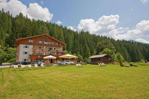 www.hotellamolinella.it