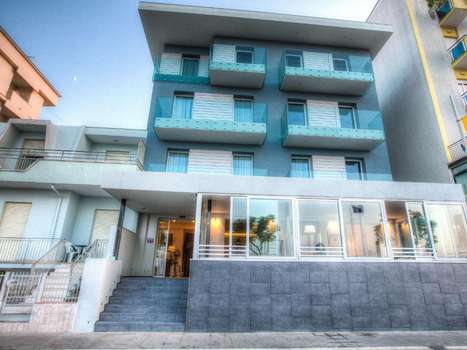 www.bellsuitehotel.com