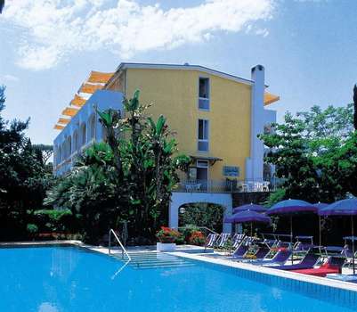 www.dicohotels.it