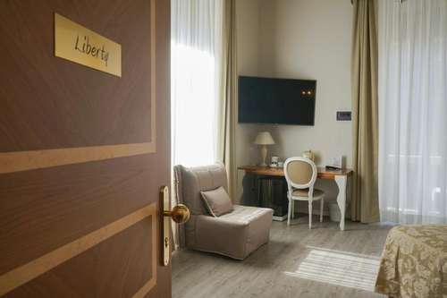 www.hotelgenovaliberty.it