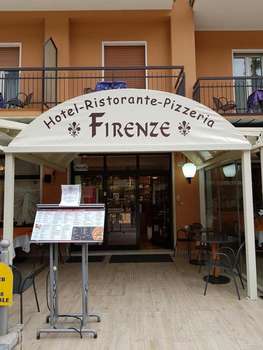 www.hotelfirenzemalcesine.com