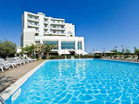 www.hotelsarti.com