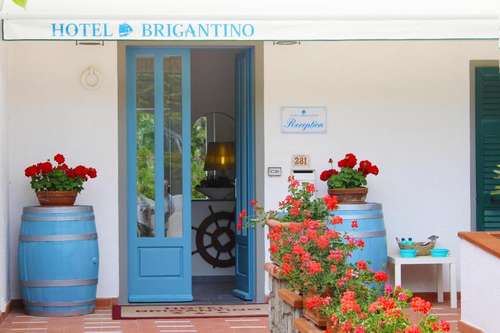 www.hotelbrigantino.com