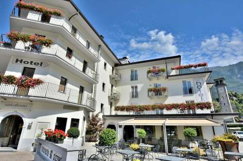 www.sanlorenzochiavenna.it