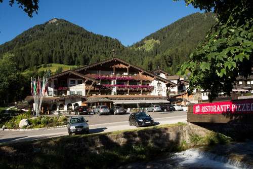 www.hotelmajare.com