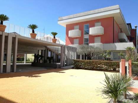 www.villamariacaorle.it