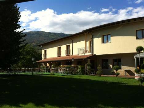 www.cadelboscobudoia.com