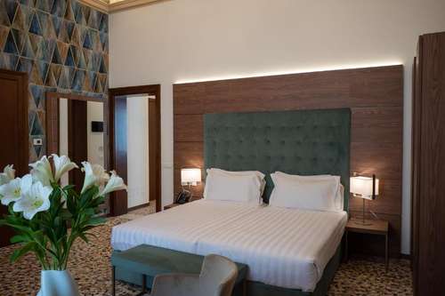 www.palazzoscamozzi.com