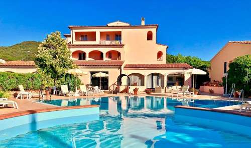 www.arthotelgabbianoazzurrodue.it