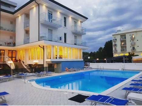 www.hotelmercedes.eu