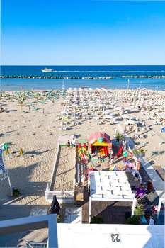 www.hotelvillasole.com