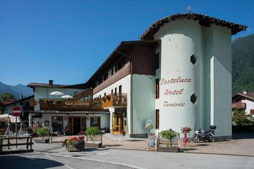 www.hotelfuniviepinzolo.it