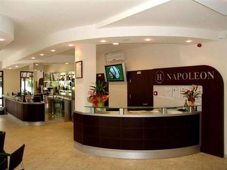 www.hotelnapoleonsanmauro.com