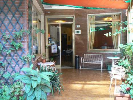 www.albergo-nella.com.es