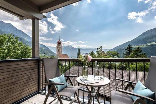 www.hotel-stachelburg.com