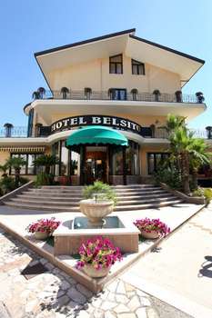 www.hotelbelsitonola.it