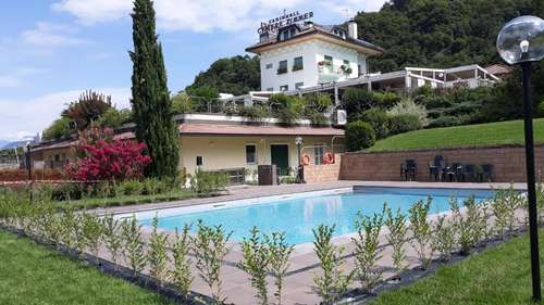 www.hotelkarinhalltrento.it