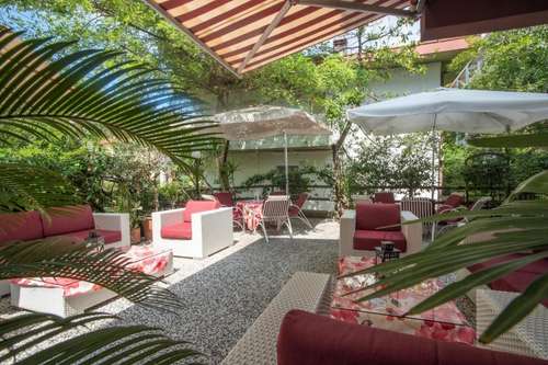 www.hoteladriaco.com