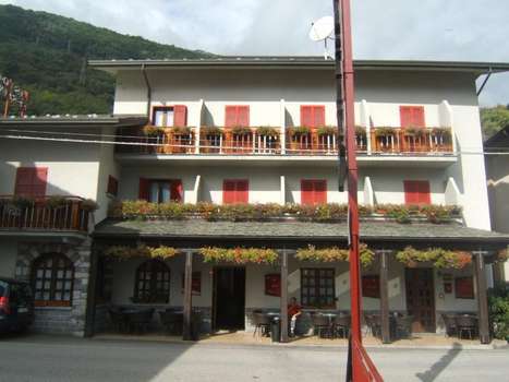 www.hotelberlinghera.com