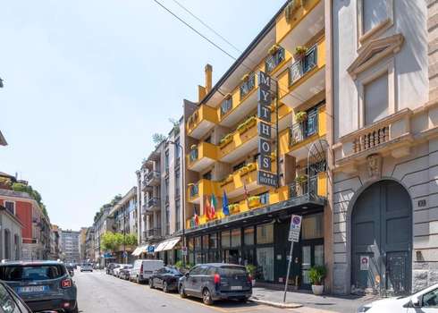 www.hotelmythosmilano.com