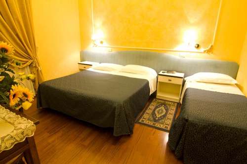 www.hotelalbapescara.com