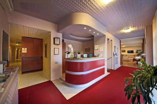 www.hotelcristallobrescia.com