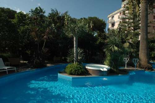 www.hotelreginna.it