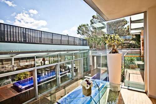 www.dalmorogalleryhotel.com