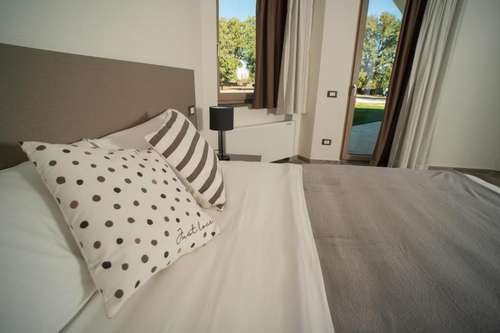 www.regiahotel.com