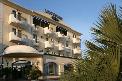 www.hotelsanclemente.com