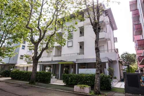 www.hotelnuovariccione.it