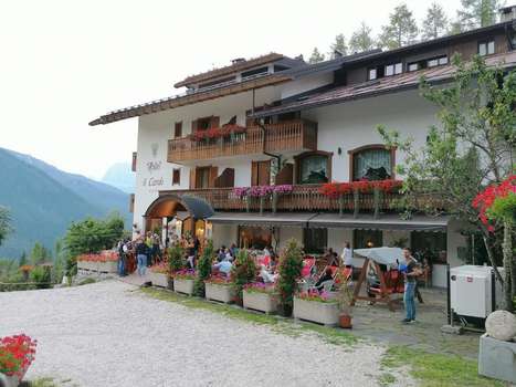 www.hotelilcardo.com