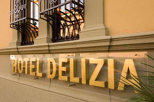 www.hoteldelizia.com