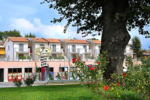 www.laquerciahotel.it