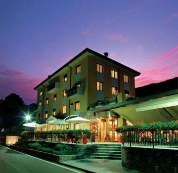 www.hotelcosta.com